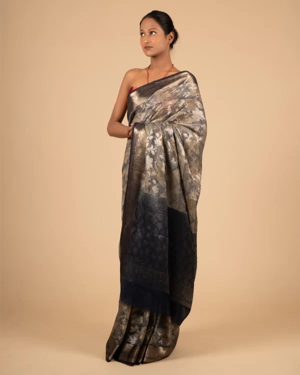 Everyday Comfort  Floral Print Navy Cotton Saree - Image 3