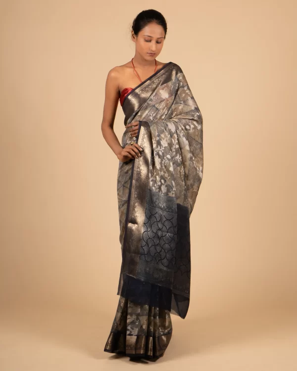 Everyday Comfort  Floral Print Navy Cotton Saree - Image 4